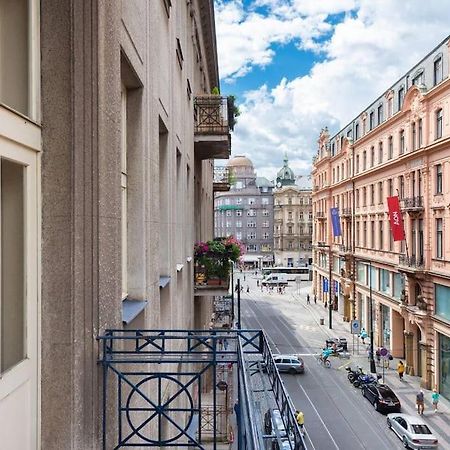 Spacious Apartment With Balcony At Wenceslas Sq Prague Extérieur photo