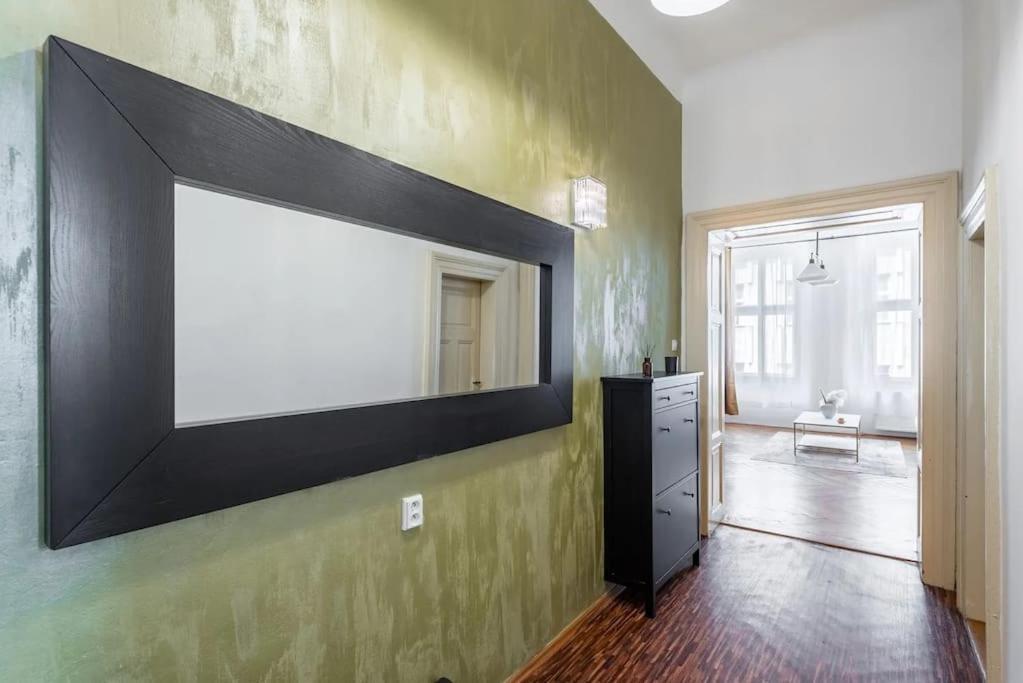 Spacious Apartment With Balcony At Wenceslas Sq Prague Extérieur photo