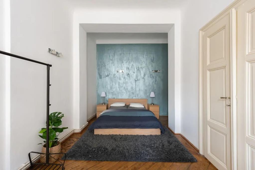 Spacious Apartment With Balcony At Wenceslas Sq Prague Extérieur photo
